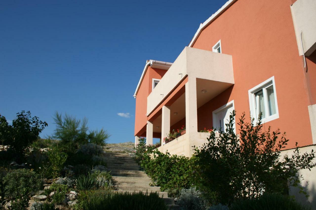 Apartments Sara Vlašići Εξωτερικό φωτογραφία