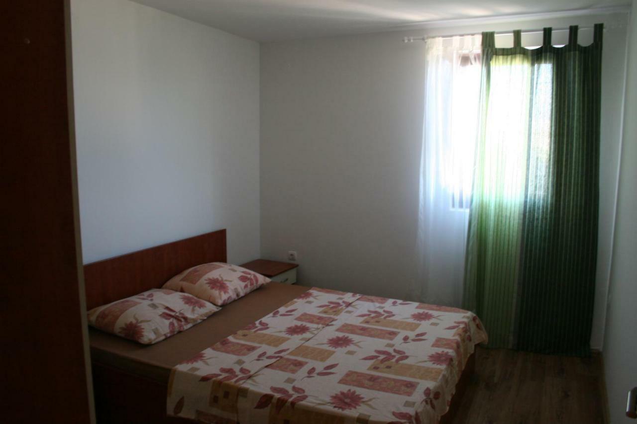 Apartments Sara Vlašići Εξωτερικό φωτογραφία