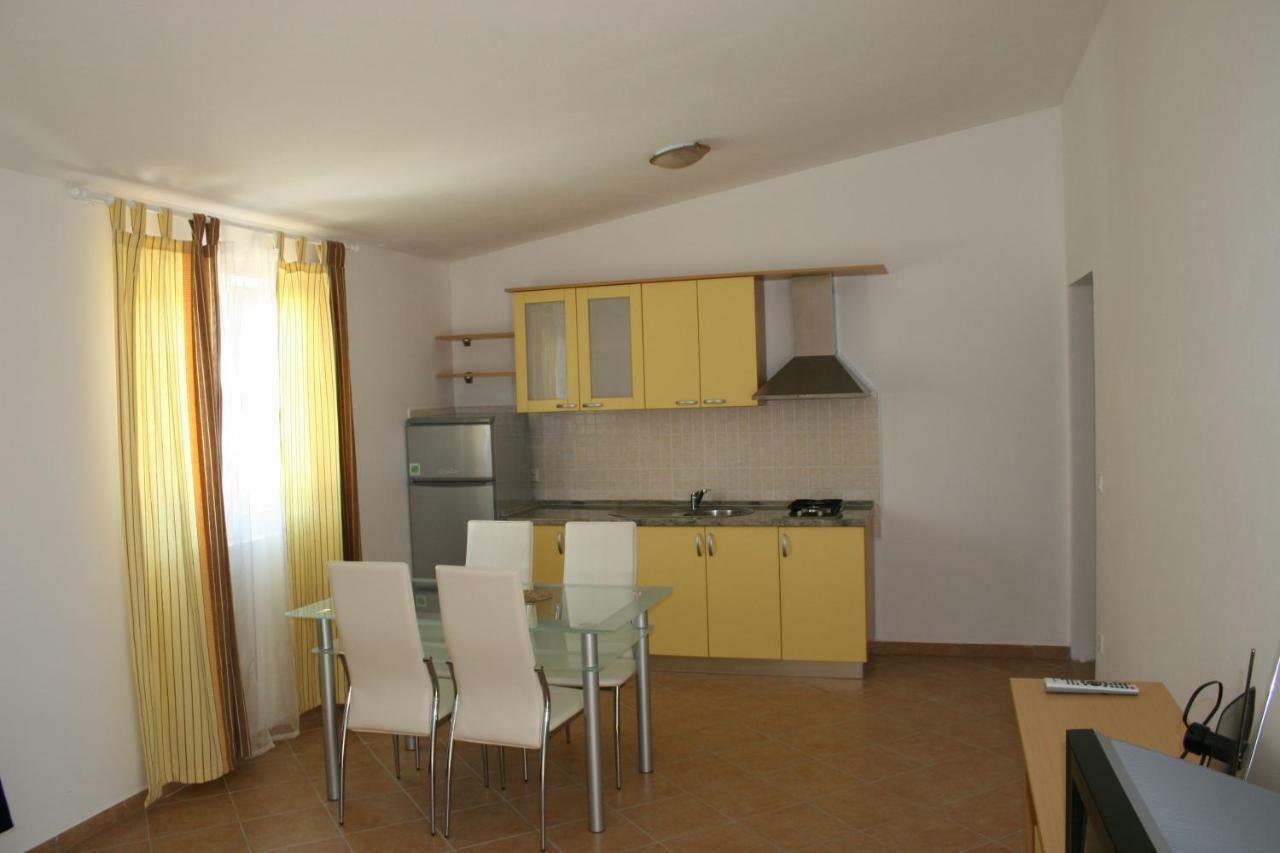 Apartments Sara Vlašići Εξωτερικό φωτογραφία